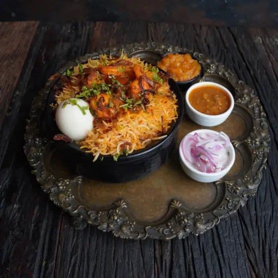 LAZEEZ BIRIYANI 